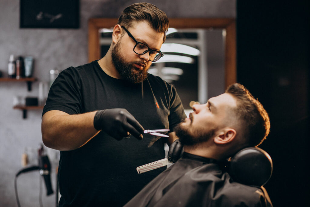 Cuidado de la barba en Barbería Samuel González