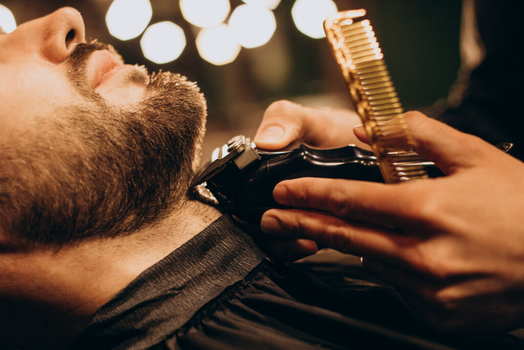 Corte de pelo según la forma del rostro en Barbería Samuel González